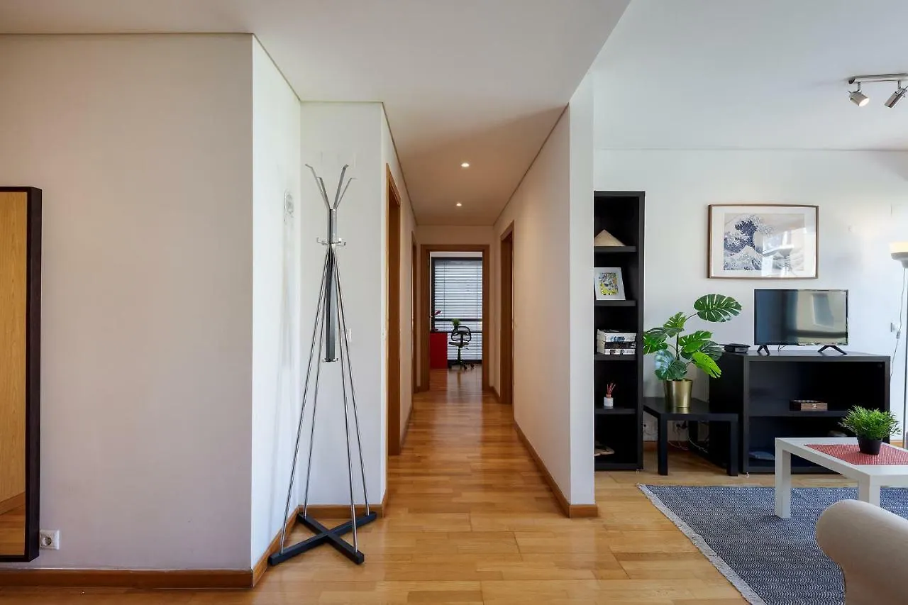 Riverside Luxury Apartment Expo Near The Airport Lissabon